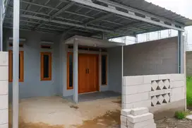 Jual Rumah siap huni akses pinggir jalan raya di lalui angkutan umum