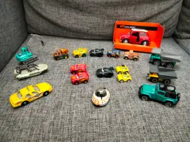 Mainan anak anak mobil mobilan
