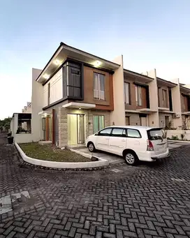 DISEWAKAN RUMAH GREENLAND CLUSTER GARBERA GRESIK