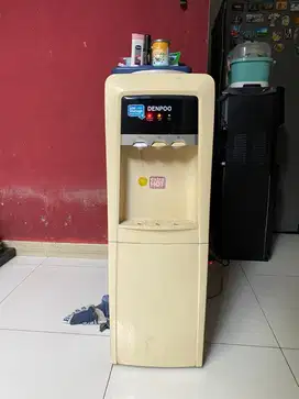 DISPENSER ATAS DENPOO DDK 206