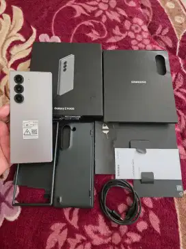 samsung Z fold 6 ram 12/512gb garansi 10-10-2025 resmi sein,fulset ori