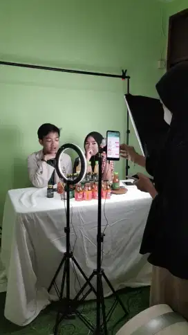 Di cari host live
