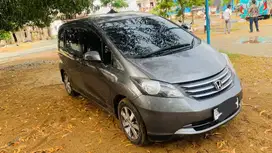 Di Jual Honda Freed type E PSD
