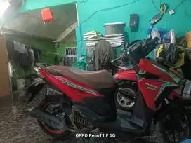 Vario merah siap jalan