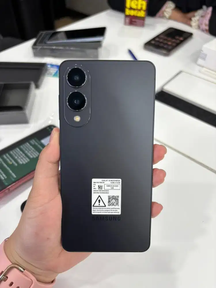 Promo kredit samsung galaxy S25 Edge melalui samsung finance+