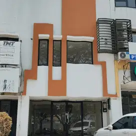 Ruko Podium 2 Lantai Siap Pakai Bagus Dan Murah Di Lippo Cikarang