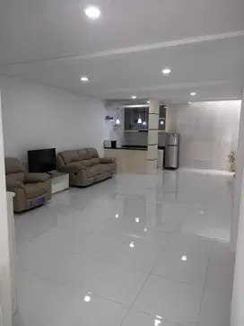Dijual Cepat Rumah Taman Bromo Lippo Karawaci Ada 5AC