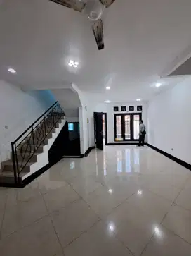 Rumah Janur Hijau Kelapa Gading, Nego