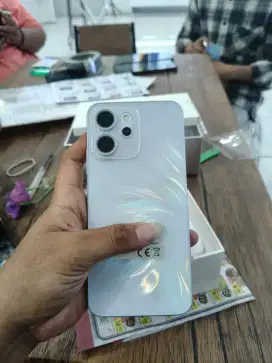 Oppo Reno 14F AI Phone