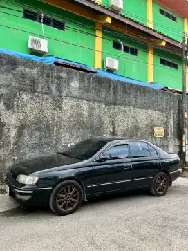 Toyota coronaa absolute 95 2.0 MT