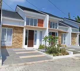 Rumah 1 lantai dekat stasiun KRL