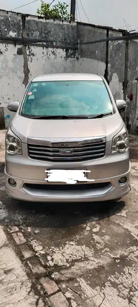 Toyota Nav1 2013 Bensin