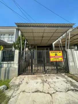 DISEWAKAN/DIJUAL RUMAH 2 LANTAI SIAP HUNI DI BUKIT GOLF CIBUBUR