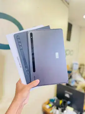 Samsung Tab S8 wifi only + keyboard original