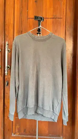 Thrifting Crewneck atasan cewe cowo