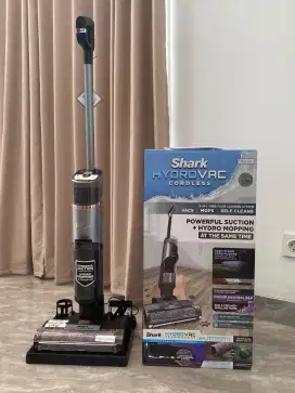 Vacuum cleaner shark