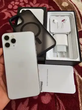 iPhone 11 pro 256gb mulus like new,istimewa,lengkap fulset