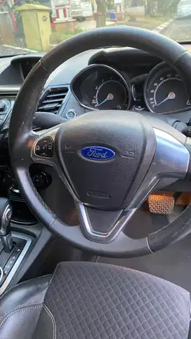 Ford Fiesta 2014 Bensin