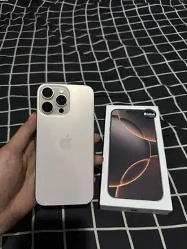 Iphone 16 Pro Max 256gb iBox . Pemakaian 2 minggu