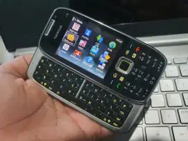 Nokia e75 warna hitam