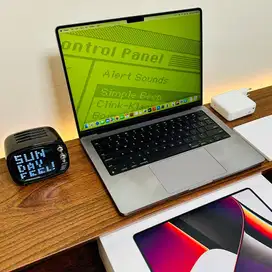 MacBook Pro 14 inch M1 Max 2 TB high spec Original Fullset