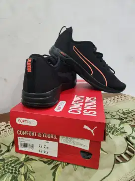 Sepatu Puma Black Lava-blast