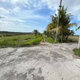 Tanah berada di Komplek Villa dekat pantai