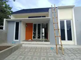 Dijual Rumah Baru Proses Finishing di Utara Pasar Godean