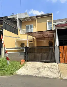 Disewakan rumah pinggir jalan puri beta 2 boulevard