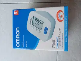 Omron hem 7120 alat pengukur tekanan darah