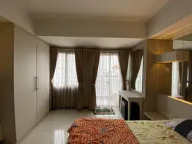 Sewa Studio Furnish di Royal Mediterania Garden Tanjung Duren dekat CP