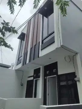 RUMAH  2 LANTAI SIAP HUNI DI CIPINANG JAKARTA TIMUR