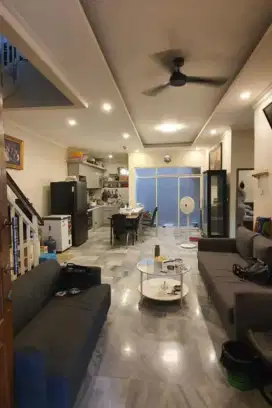 Rumah siap huni lokasi strategis