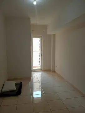 Dijual Apartemen 2 BR Murah Berlokasi Strategis di Springlake Bekasi