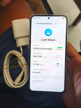 Samsung S23 FE 8+4/256 5G Resmi msih bgus bekas pemakaian TT masuk