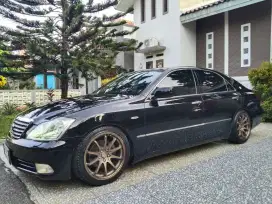 Toyota Crown Royal Salon 3.0 AT 2005