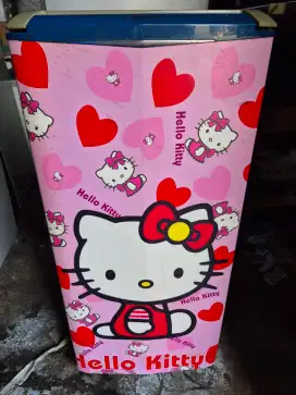 Kulkas 1 pintu Aqua siap pakai
