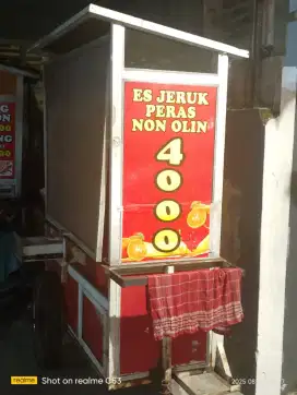 Jualan es jeruk