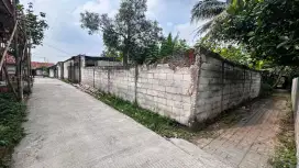 Dijual tanah dan bangunan murah strategis