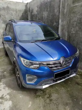 DIJUAL RENAULT TRIBER 1.0 RXZ M/T 2020