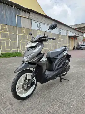 Honda Beat CBS ISS Silver Hitam 2023