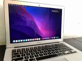 MacBook Air 205 13 inch 8/128GB