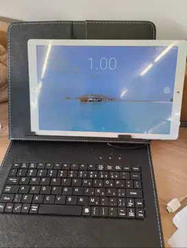 Di jual tablet kondisi bagus