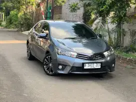 Corolla Altis 1.8 V AT 2015 Abu abu Metalik