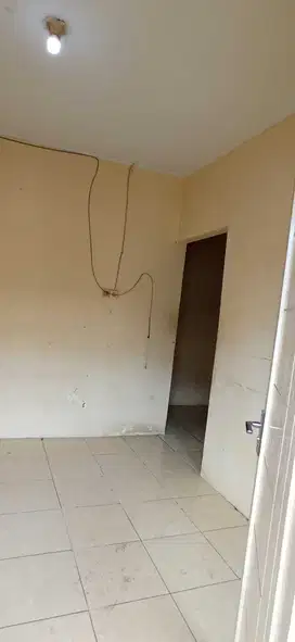 Rumah Dalam gang warung lt. 60m2, tangerang