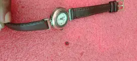 Jam tangan Wanita analog
