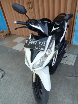 Jual apa ada nya Vario 2010