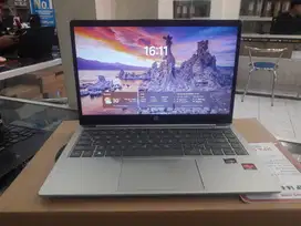 HP 14 - EM0018AU - AMD RYZEN 5 7530U - RAM 8 GB - SSD 512 GB