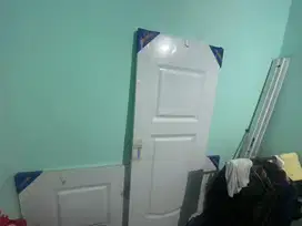 Pintu plat baja