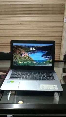 Asus Vivobook A441UF i7 8550U RAM 8GB SS 256GB SATA NVIDIA MX130 2GB